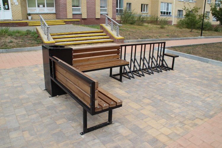 Бульвар в МКР-15 - 07.jpg Бульвар в МКР-15 - 07.jpg